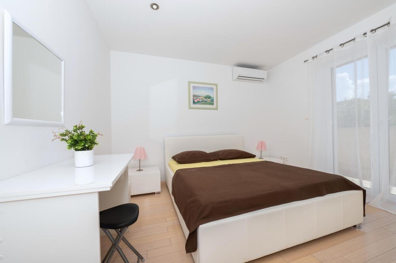 Luxury Apartment Silvana In The City Center Makarska Exterior photo